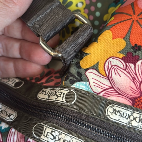 Vintage LeSportsac Duffle Bag - Picture 9 of 17
